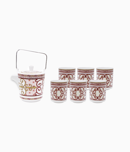 Dzbanek z zaparzaczem i 6 kubkow porcelana