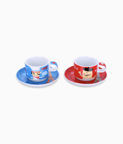 Zabawne filiżanki z porcelany